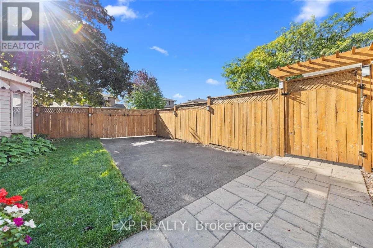 18 IVYLEA STREET