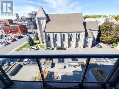 601 - 121 QUEEN STREET, #601
