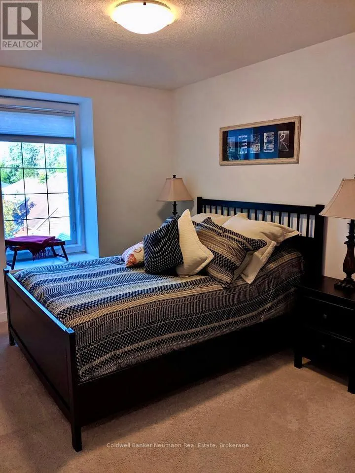 4 - 72 YORK ROAD, #4