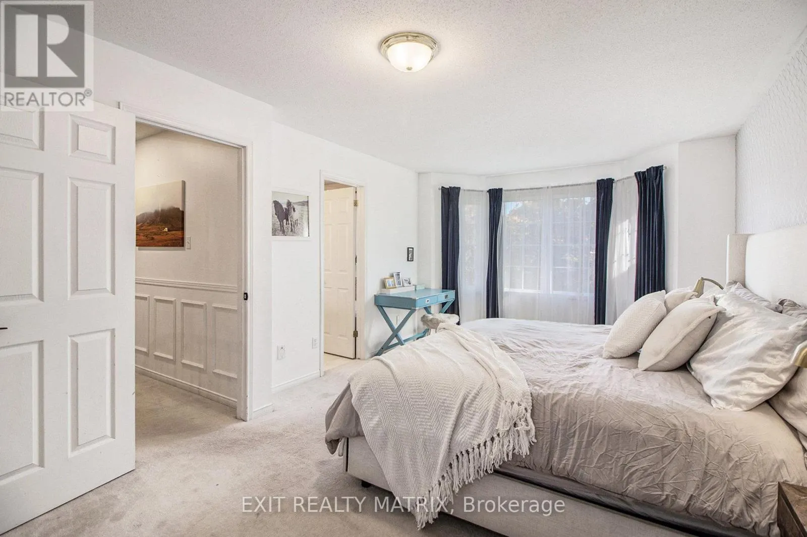 2205 BLUE WILLOW CRESCENT