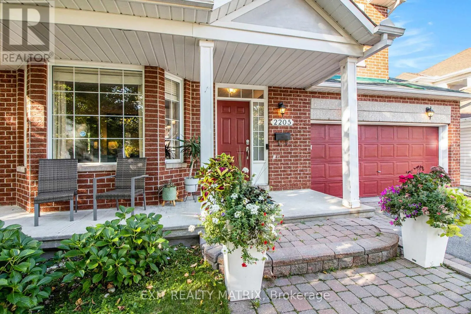 2205 BLUE WILLOW CRESCENT