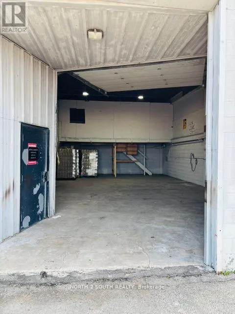 196C - 200 ARVIN AVENUE
