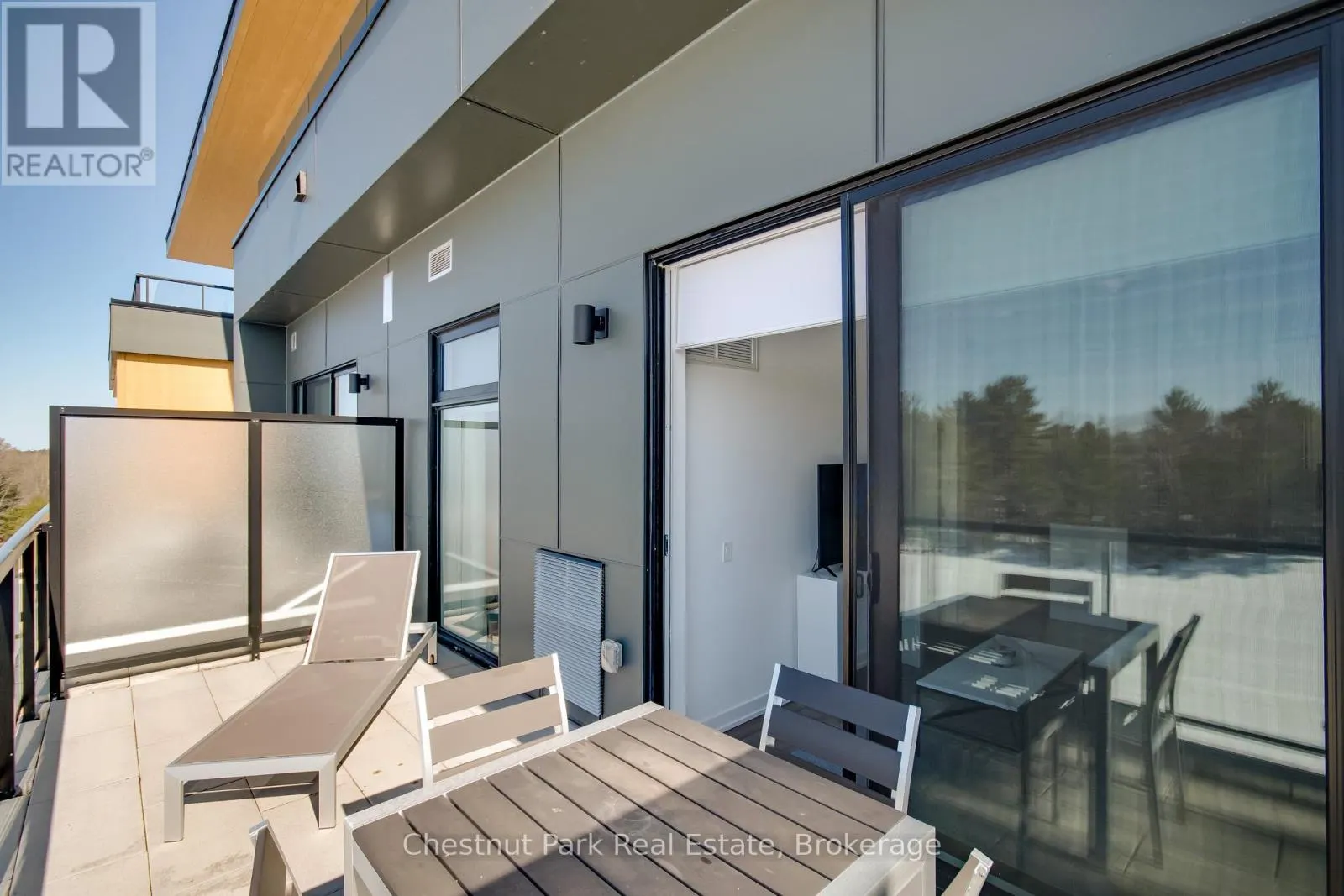 404 - 120 CARRICK TRAIL, #404