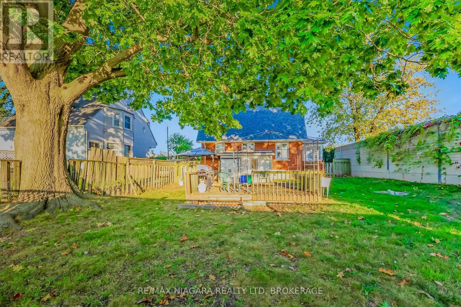 5365 PORTAGE ROAD