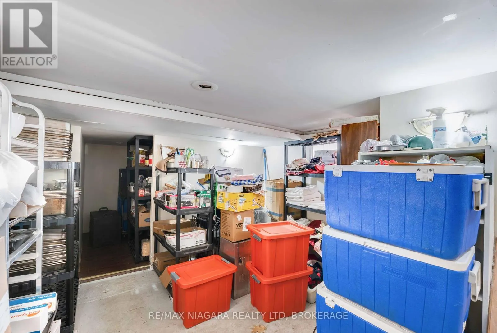 5365 PORTAGE ROAD