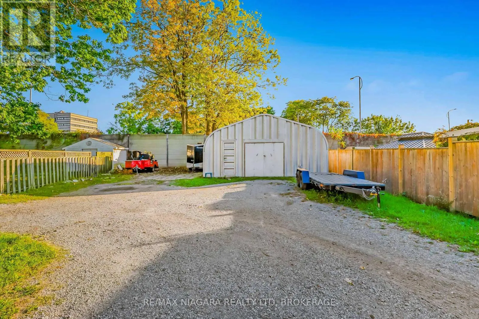 5365 PORTAGE ROAD