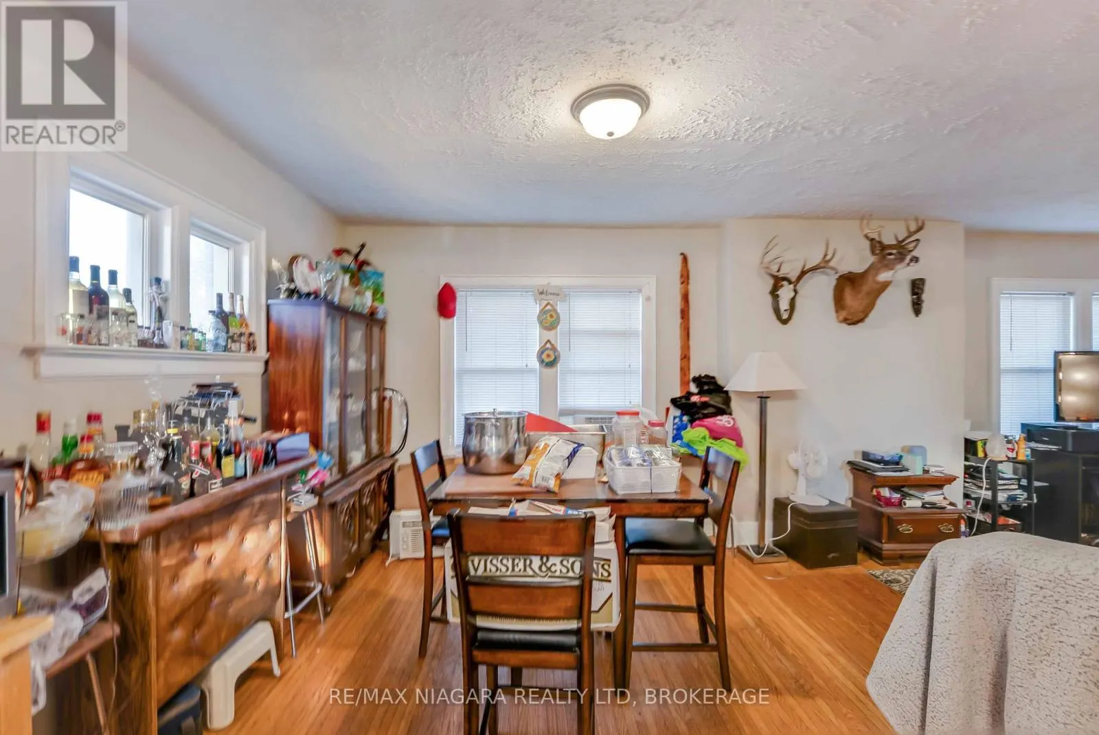 5365 PORTAGE ROAD
