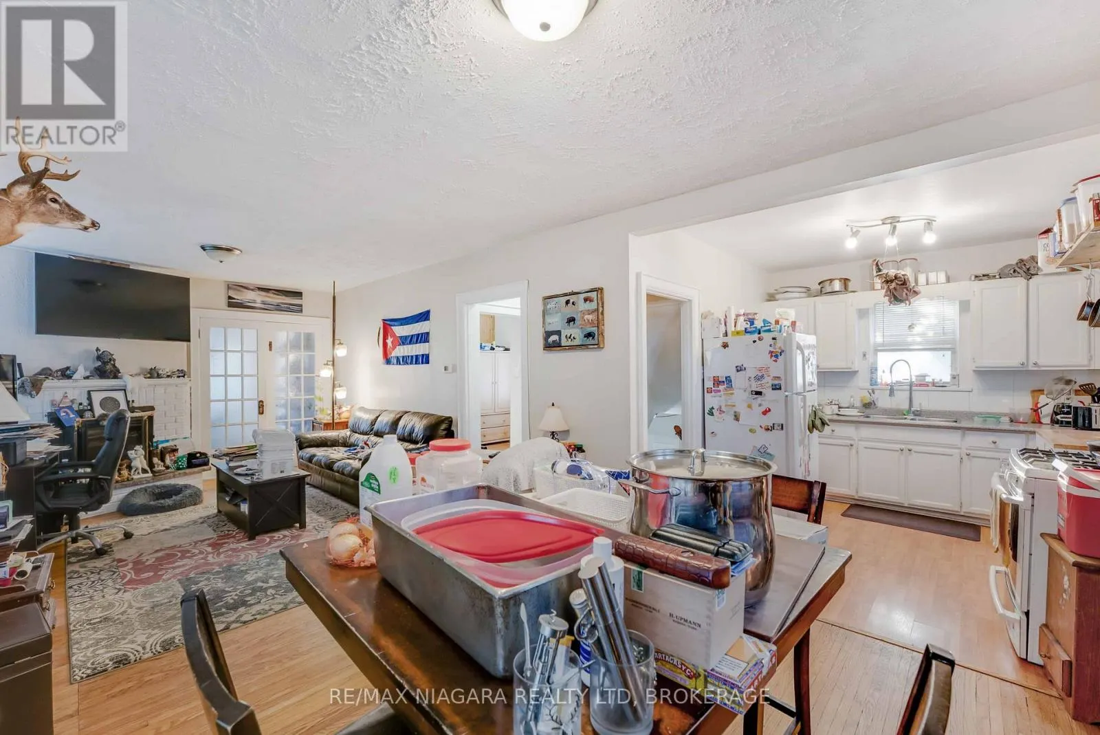 5365 PORTAGE ROAD