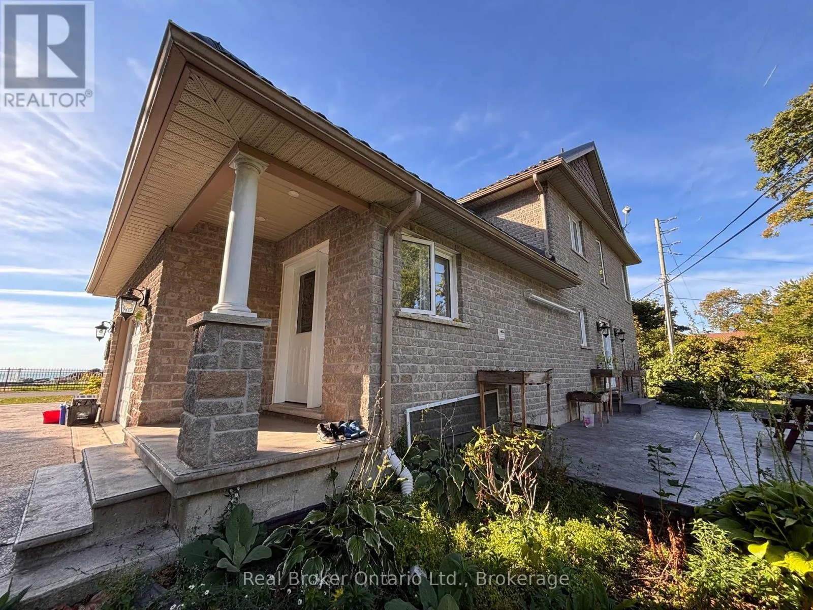 2801 NORTH SHORE DRIVE
