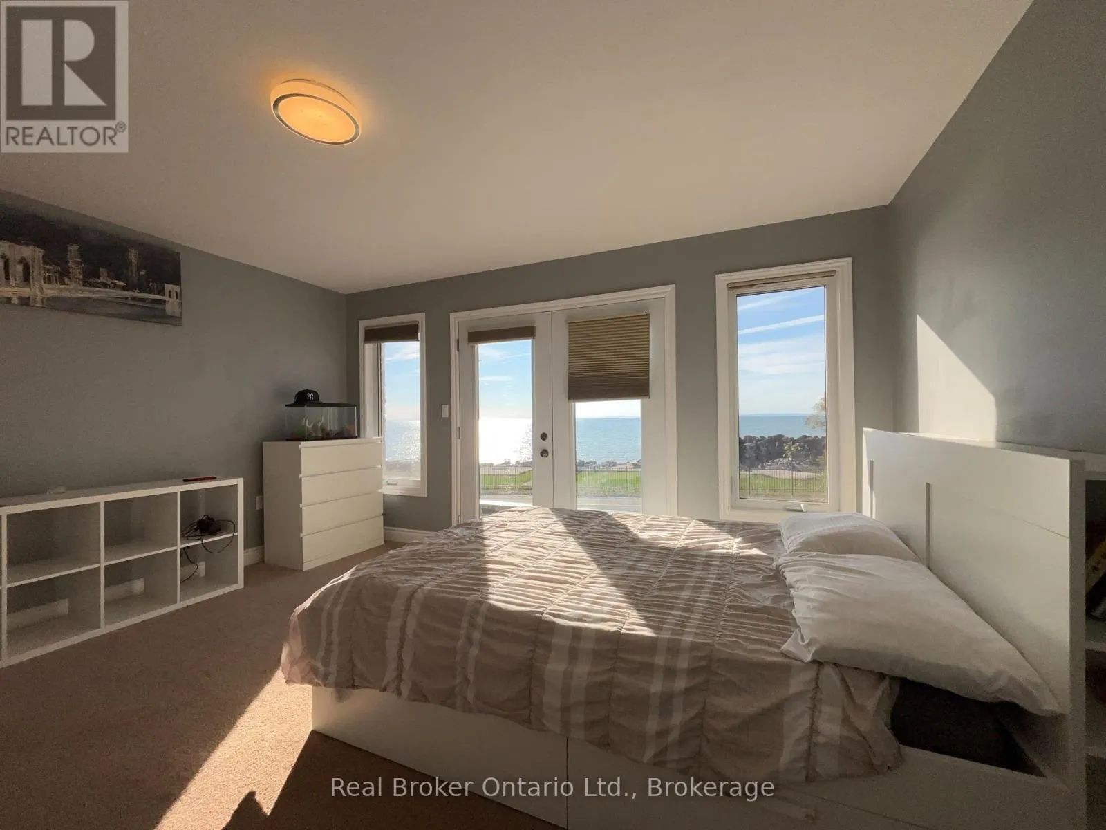 2801 NORTH SHORE DRIVE