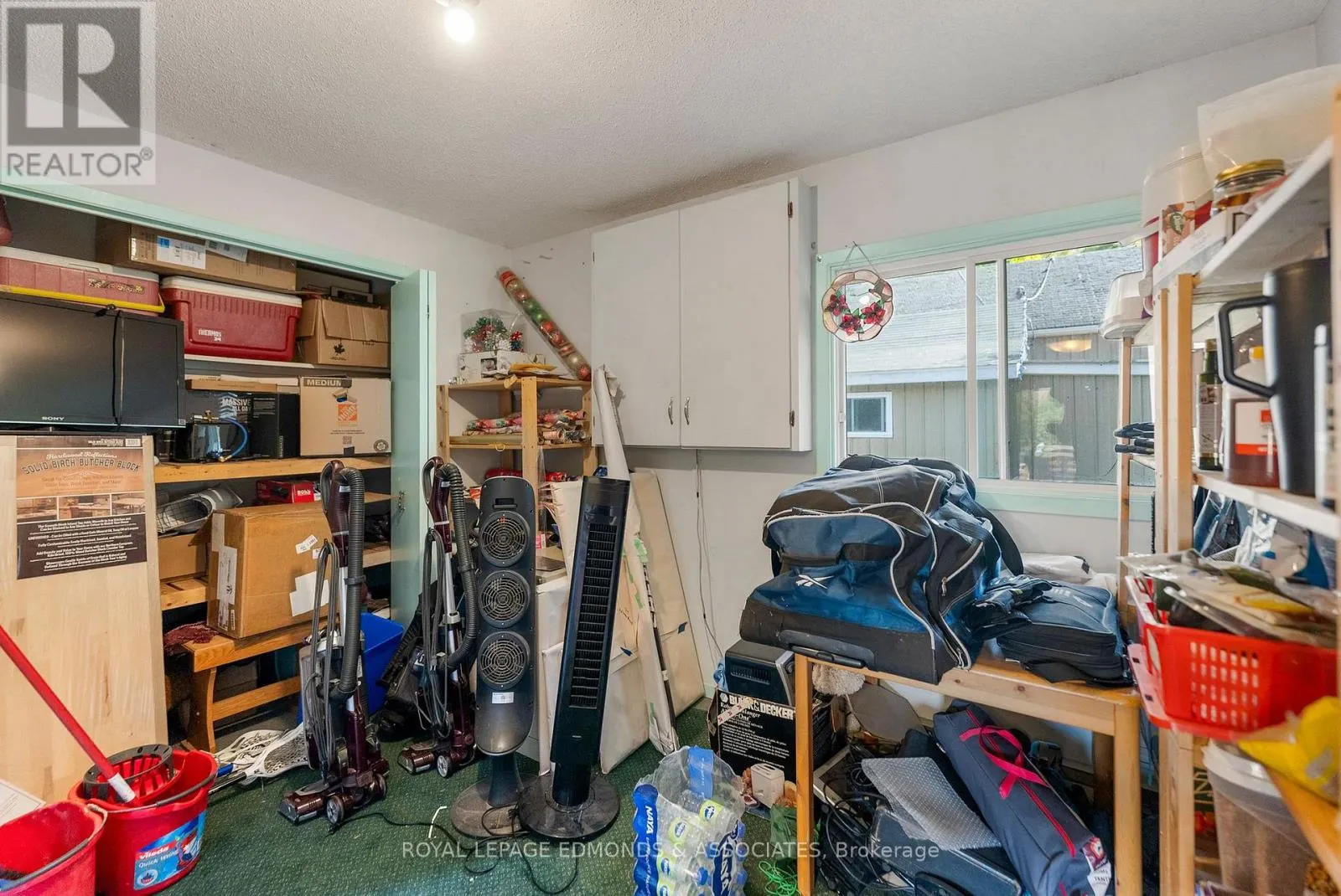 1227 BURNS DRIVE