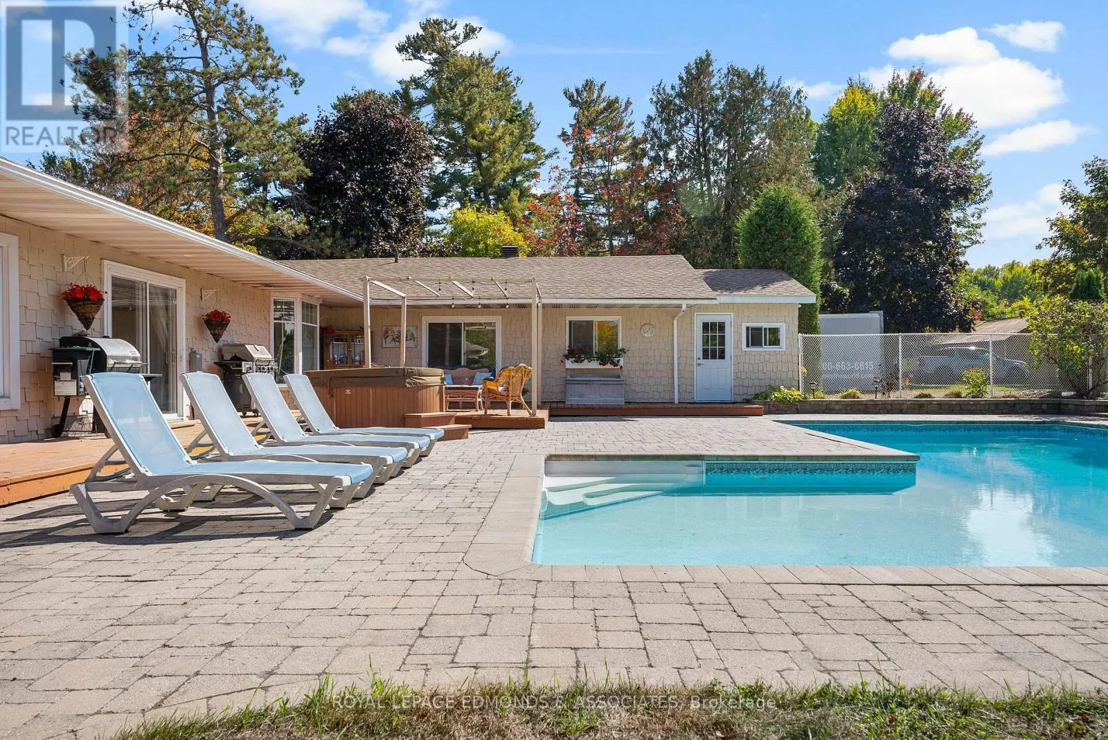 1227 BURNS DRIVE