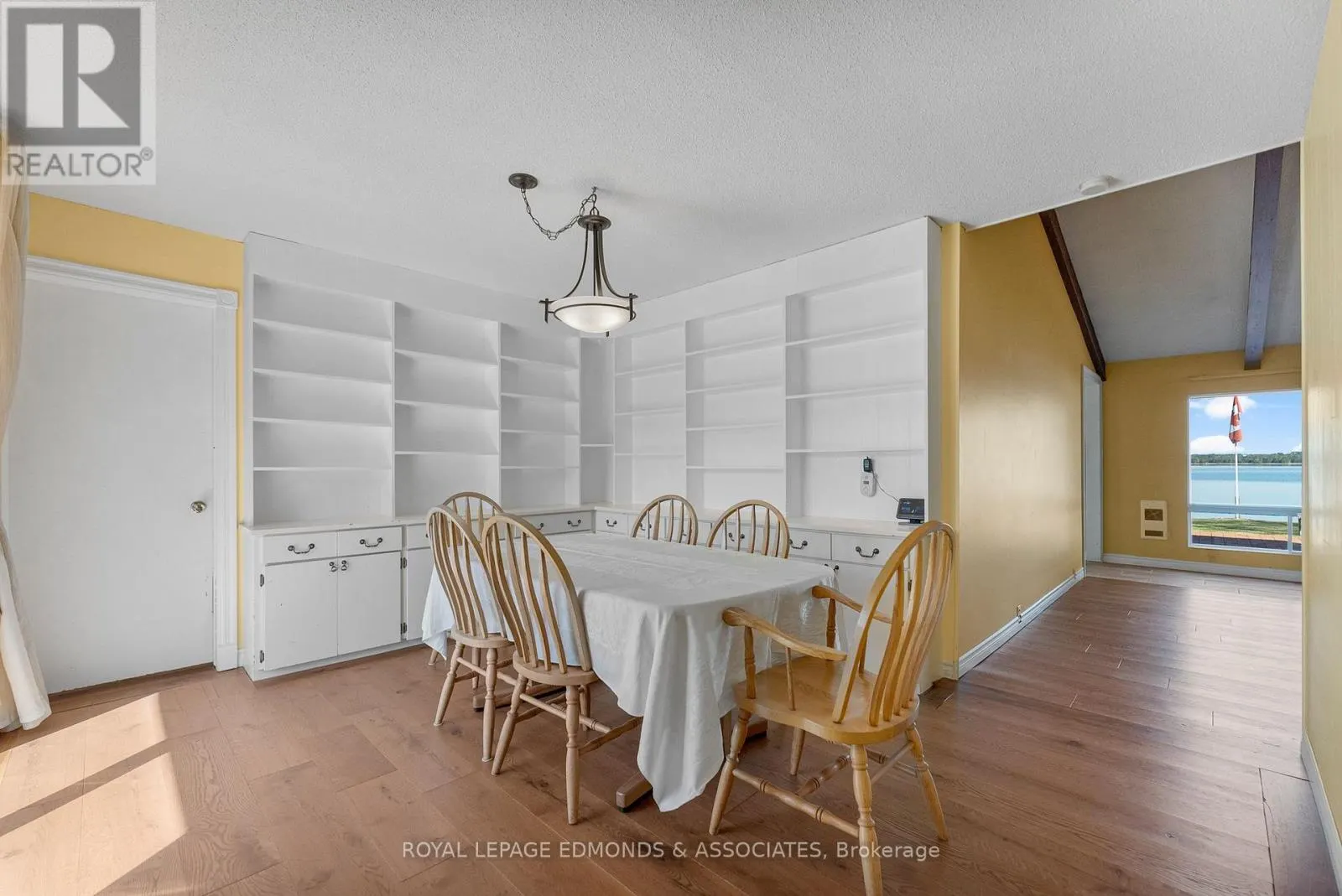 1227 BURNS DRIVE