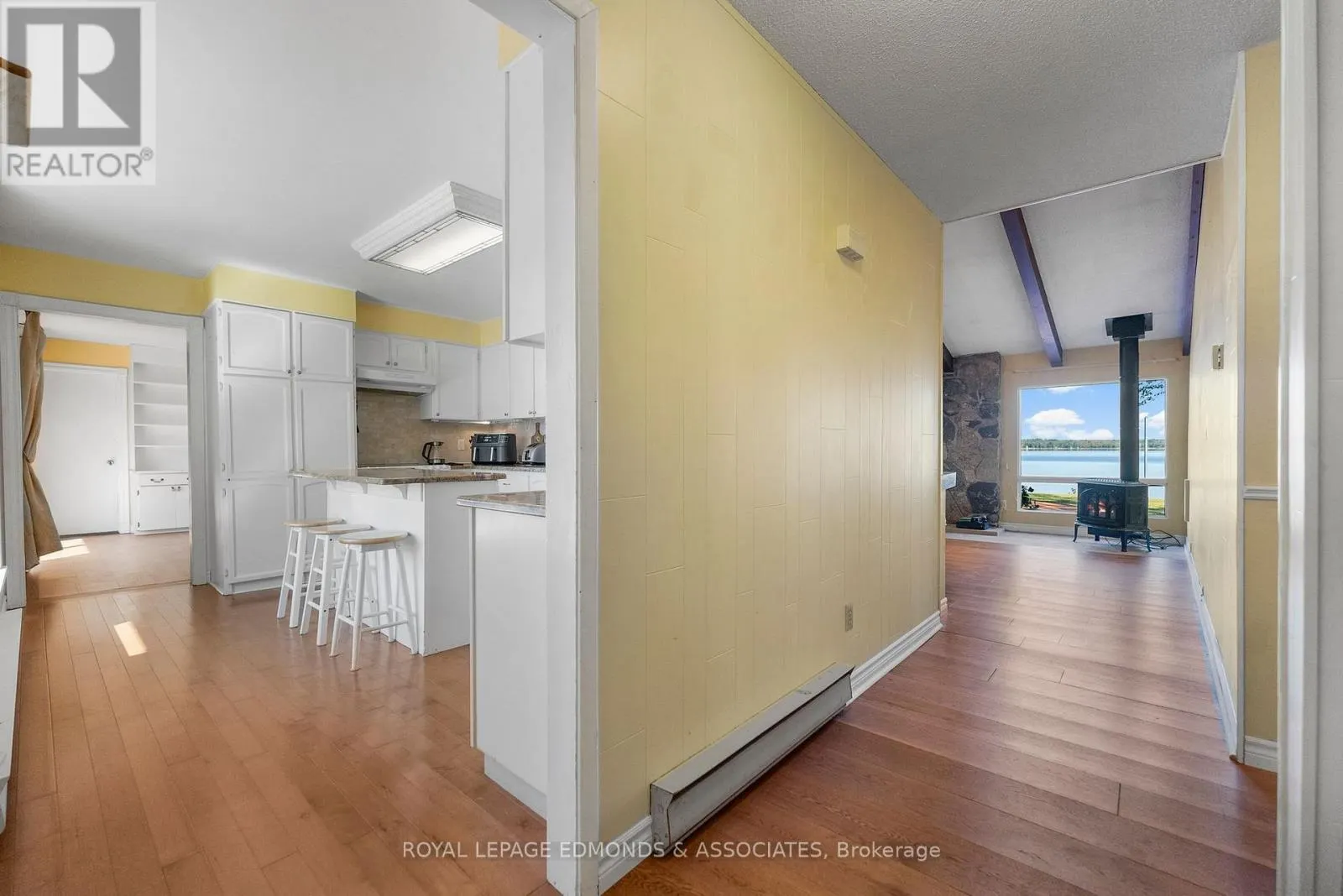 1227 BURNS DRIVE
