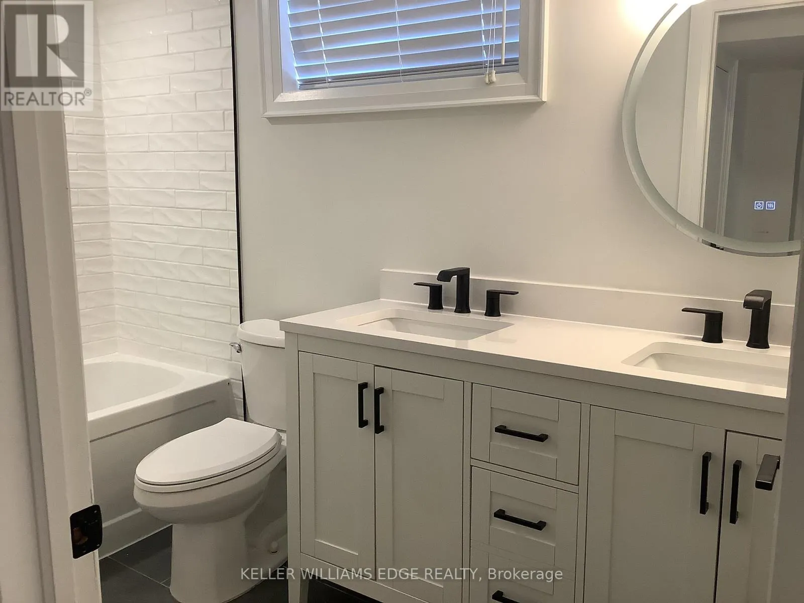 229 WEST 18TH STREET