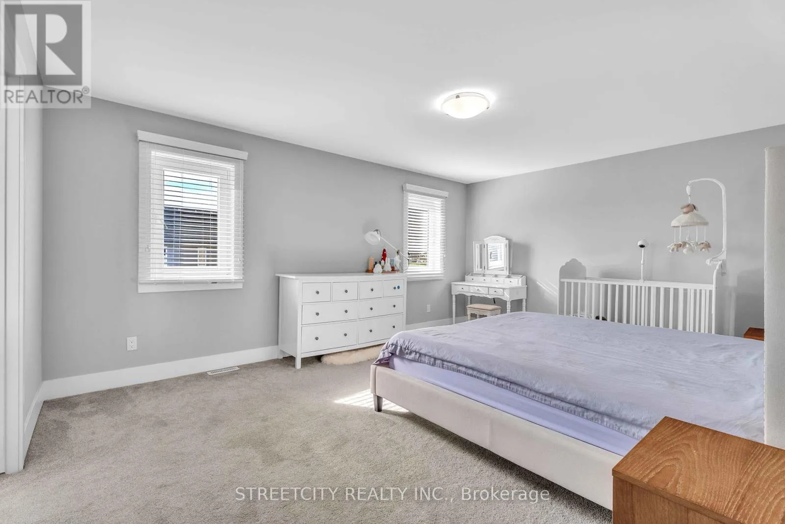 2167 WATEROAK DRIVE
