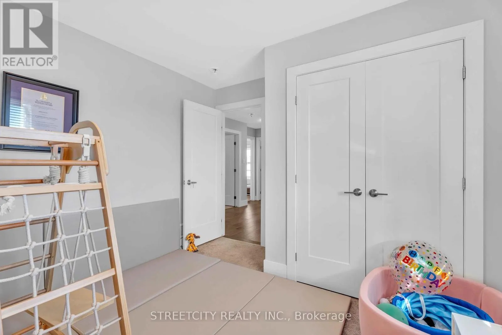2167 WATEROAK DRIVE