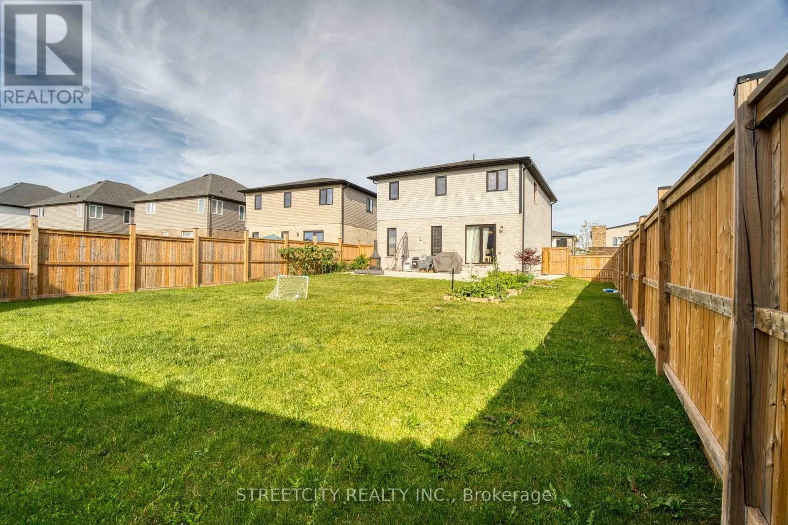 2167 WATEROAK DRIVE