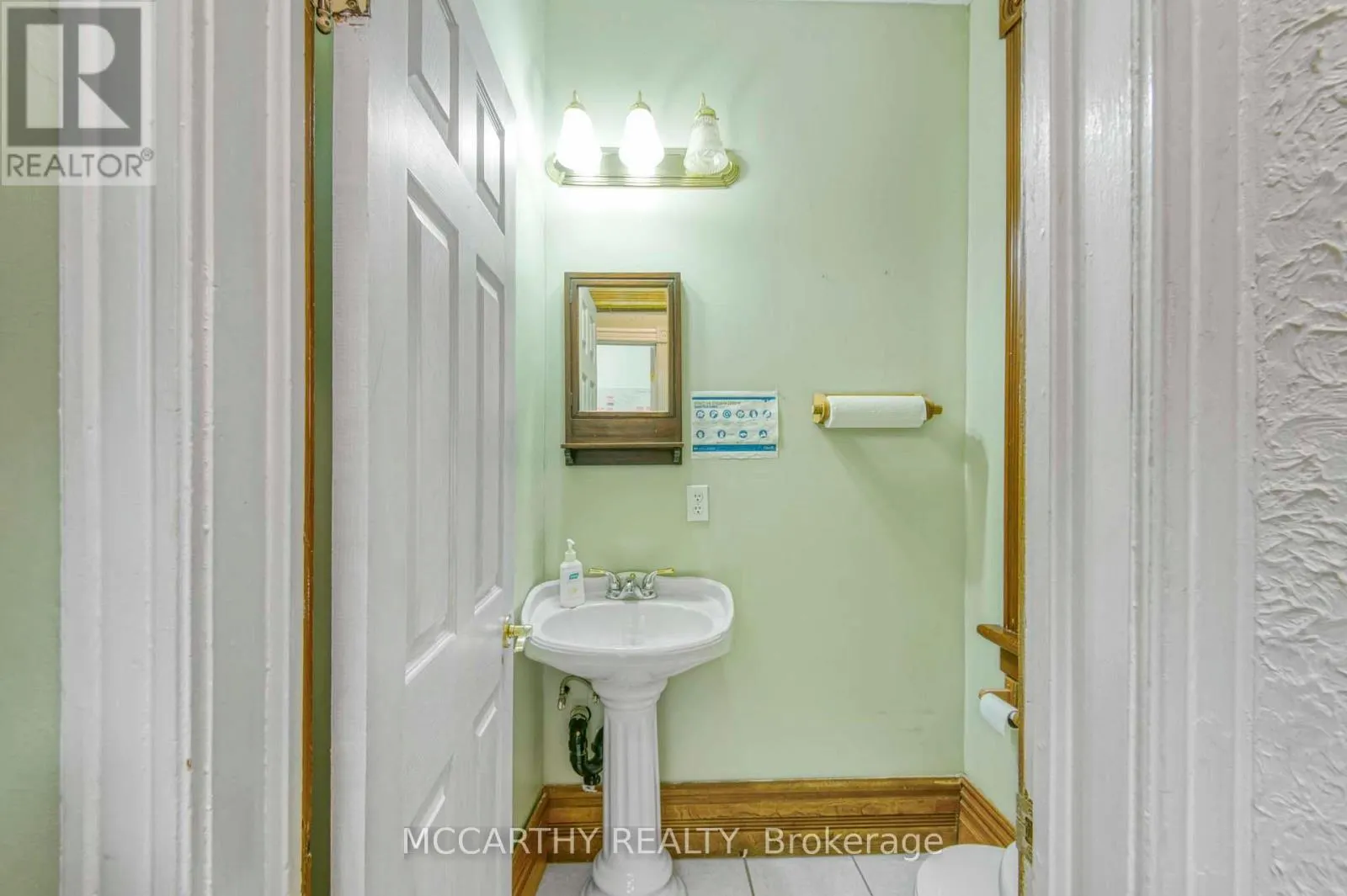191 MAIN STREET E