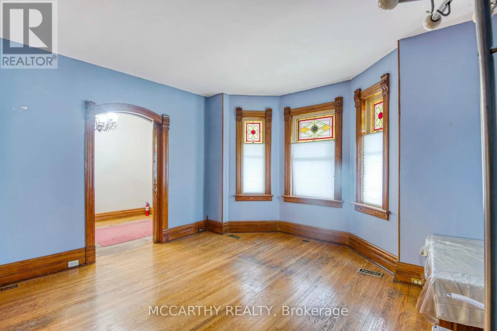 191 MAIN STREET E