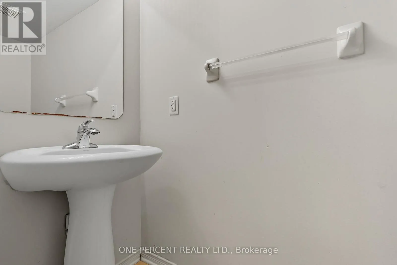 605 REARDON PRIVATE