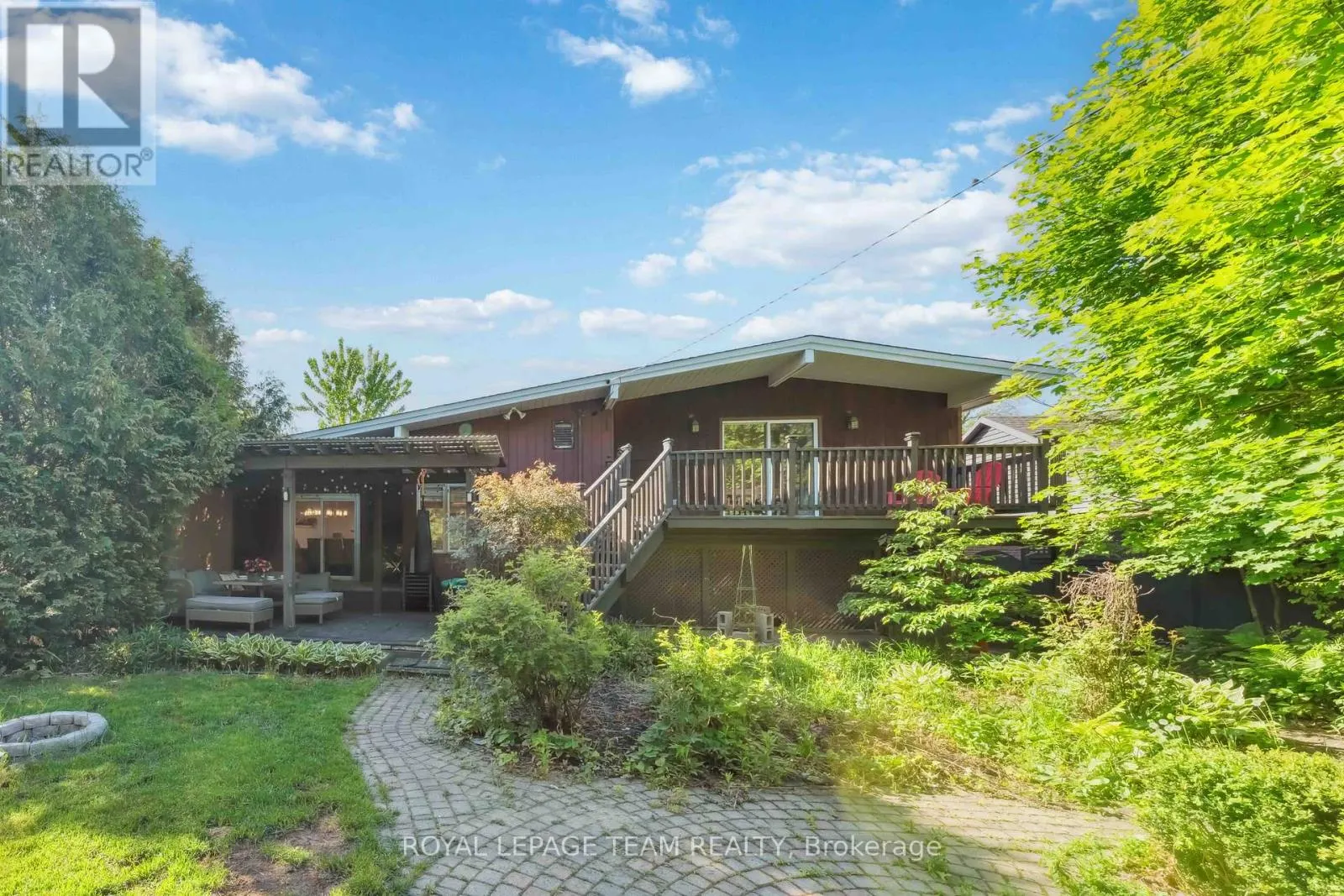 2353 GEORGINA DRIVE