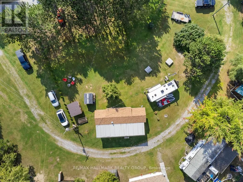 276 WHITE CEDARS ROAD