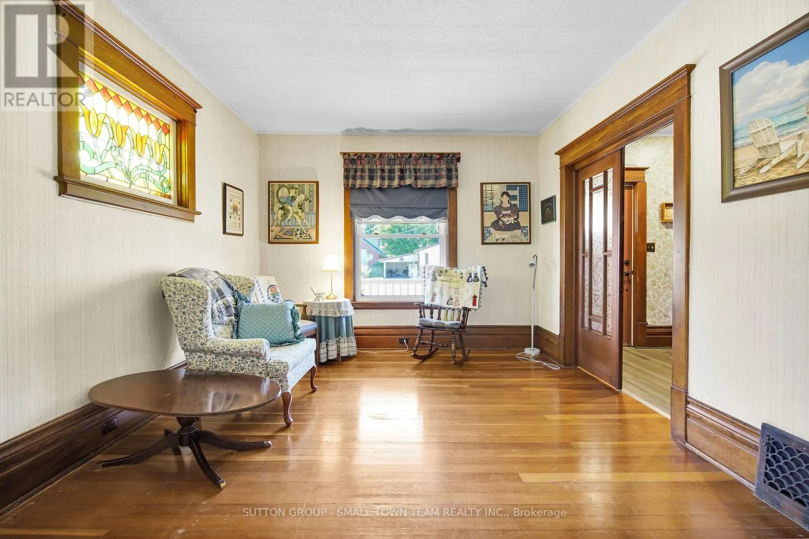 50 HURON STREET W