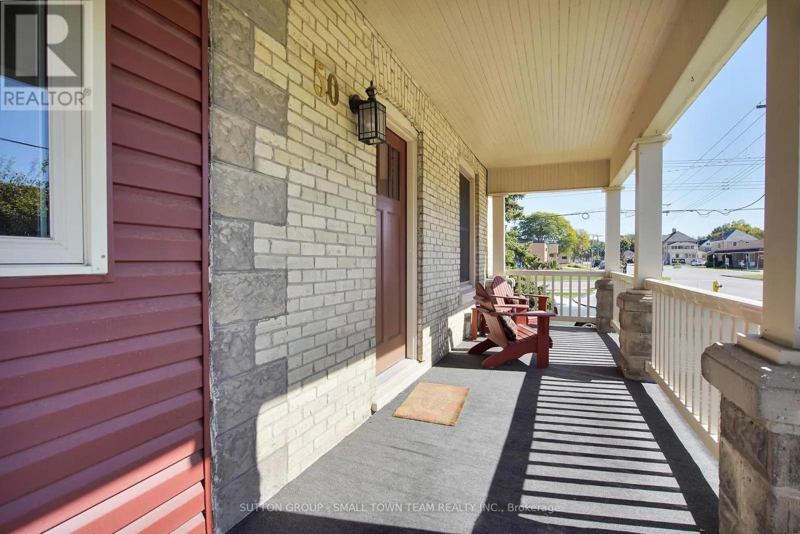 50 HURON STREET W