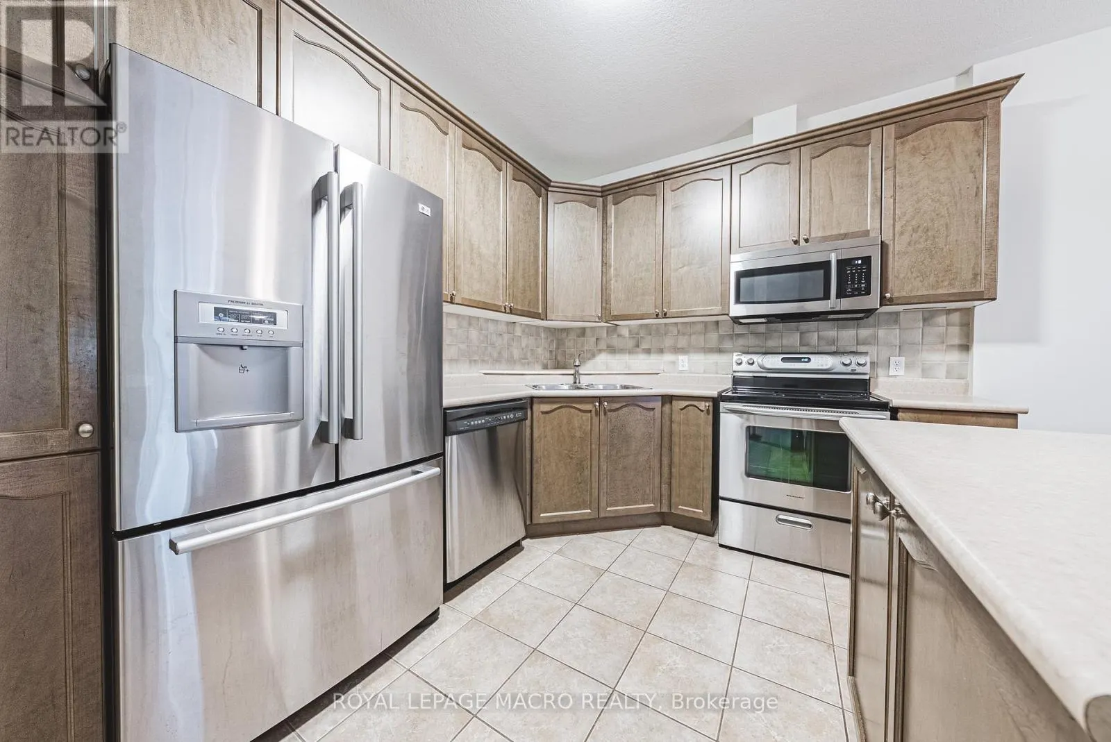 3 - 163 LIVINGSTON AVENUE