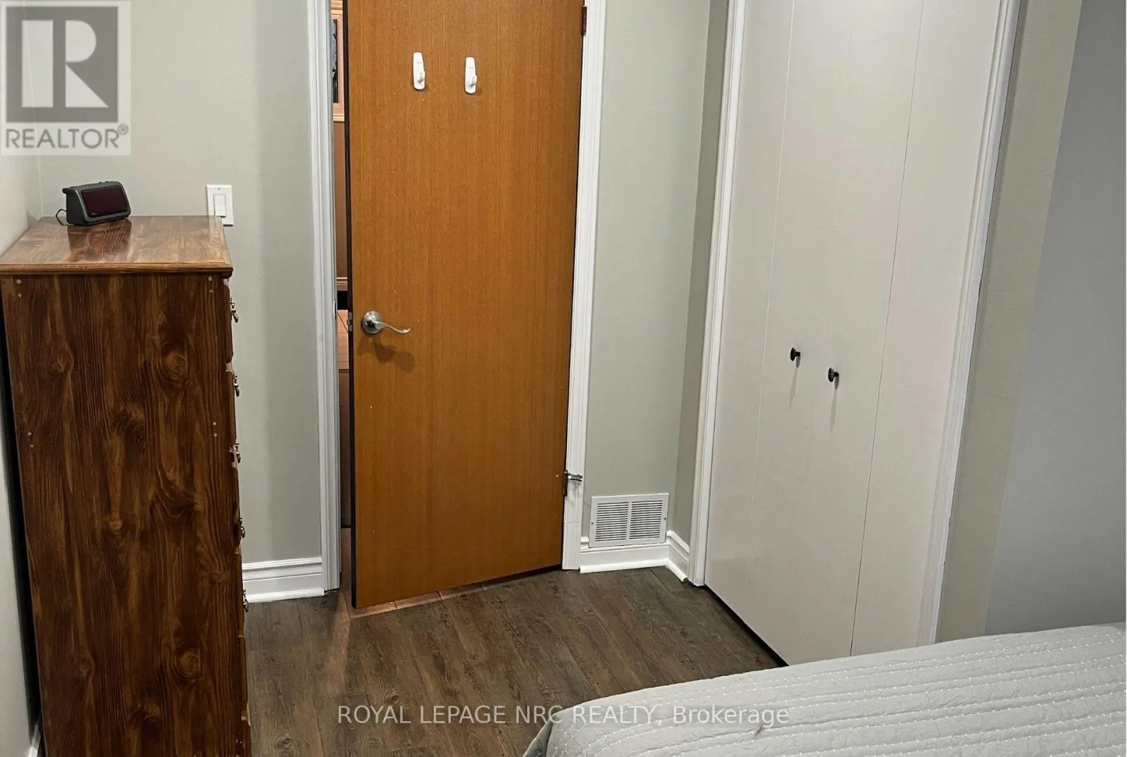 61 PRINCE PHILIP DRIVE