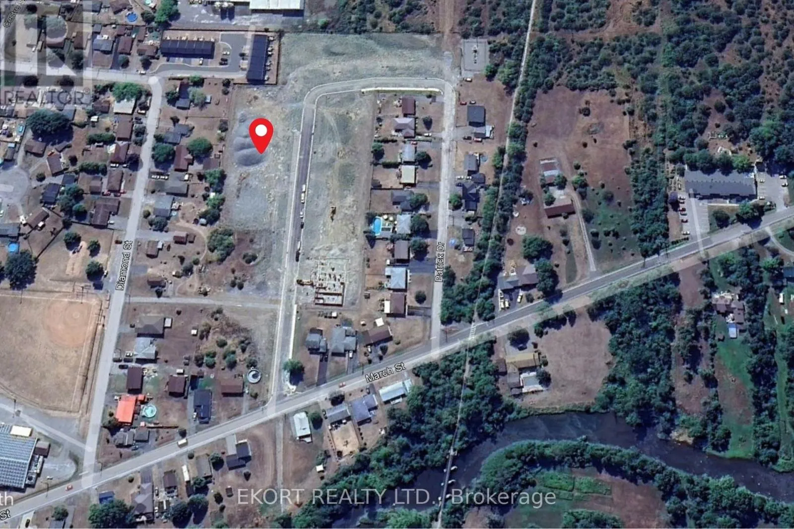 A - 0 PATRICK DRIVE, #A