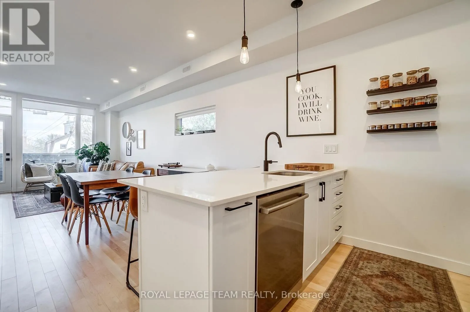 125 CARRUTHERS AVENUE