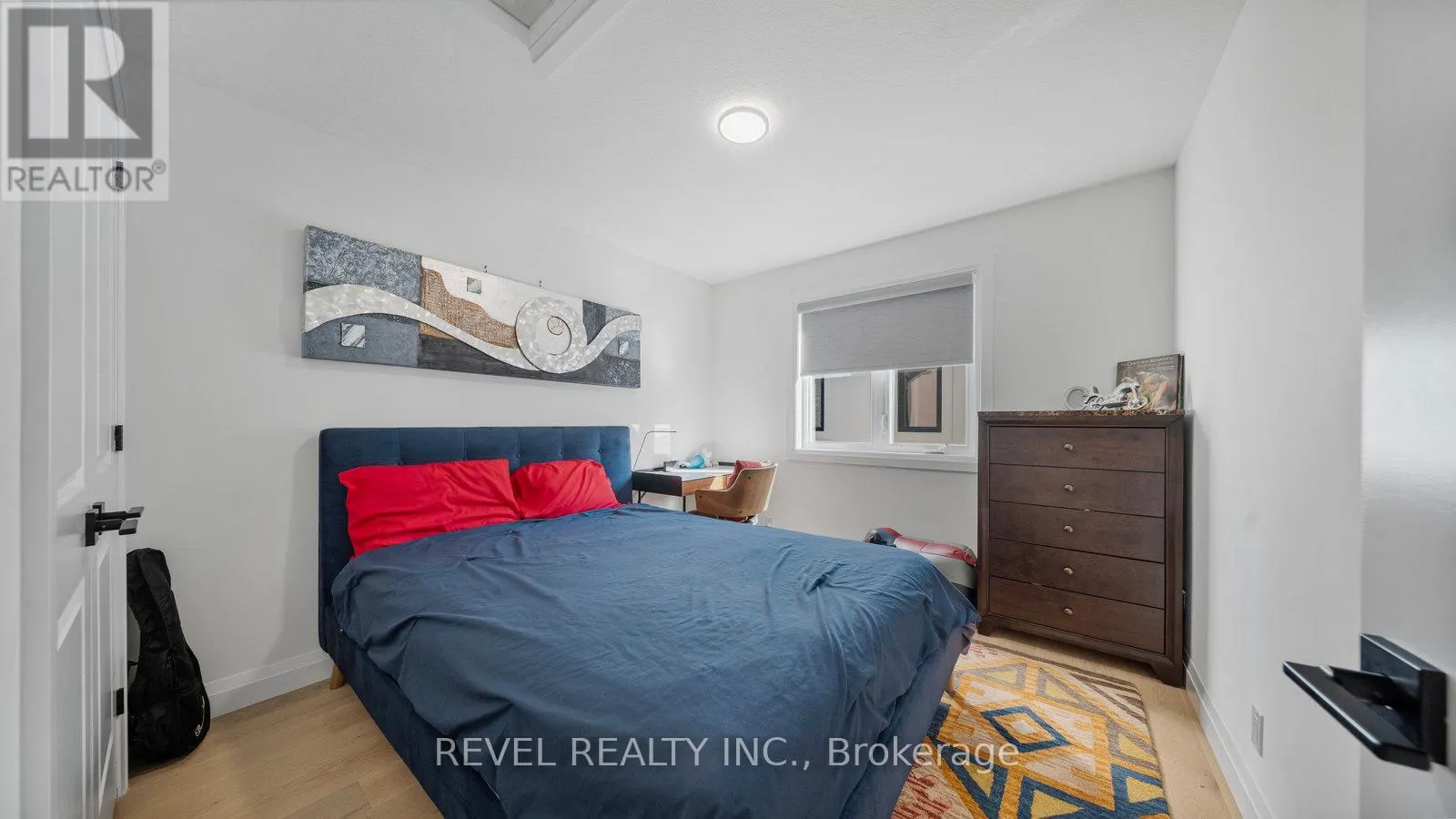 17 - 242 MOUNT PLEASANT STREET