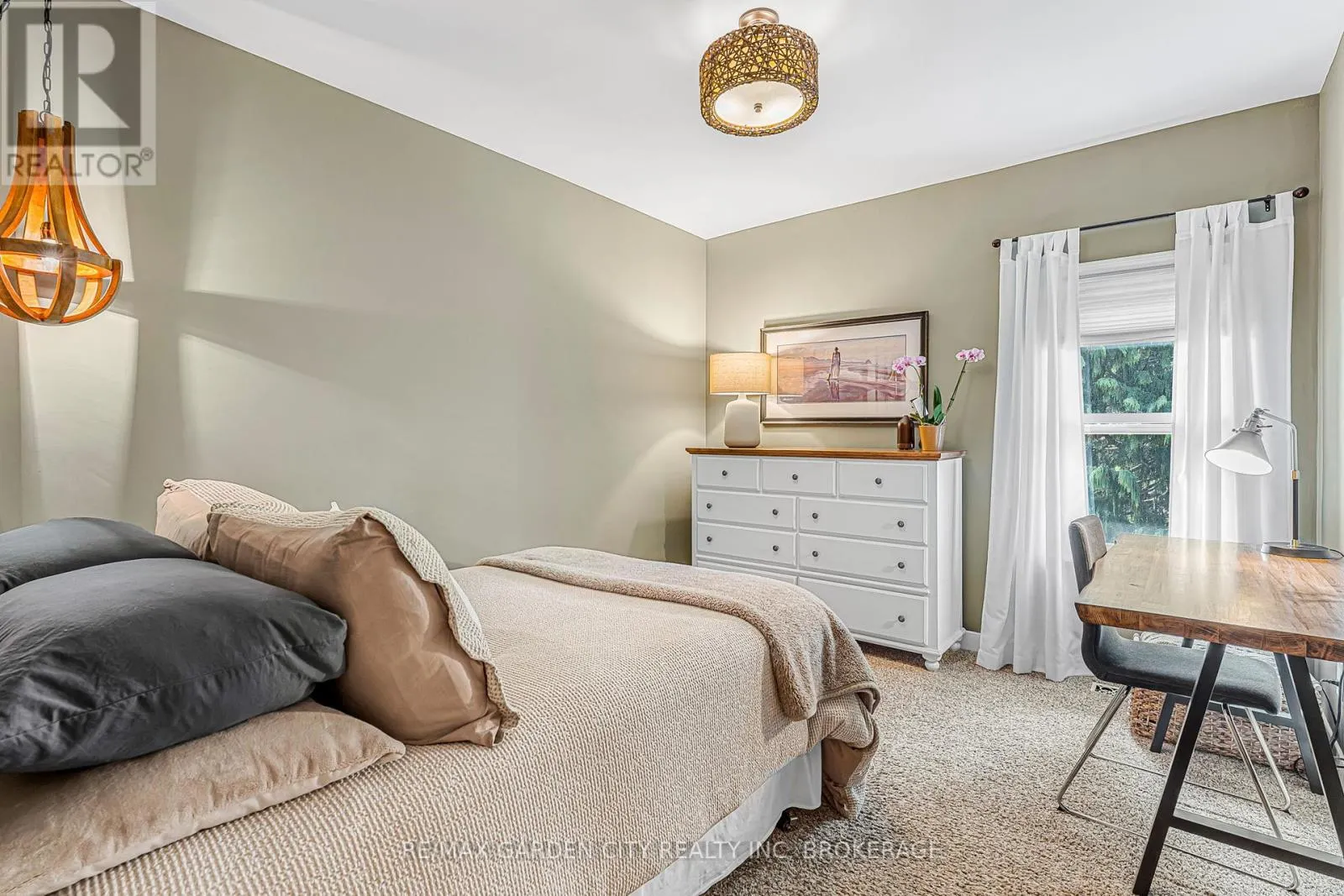 14 PEACHTREE PARKWAY