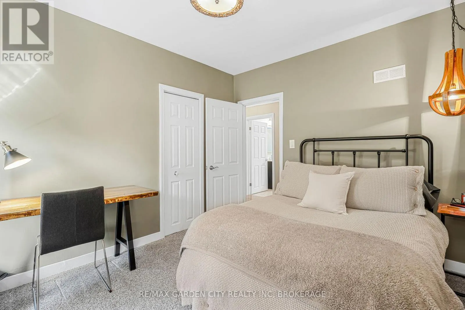 14 PEACHTREE PARKWAY