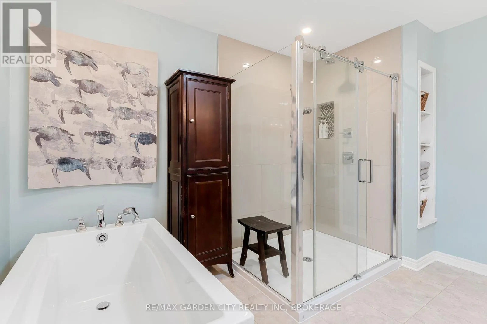 14 PEACHTREE PARKWAY