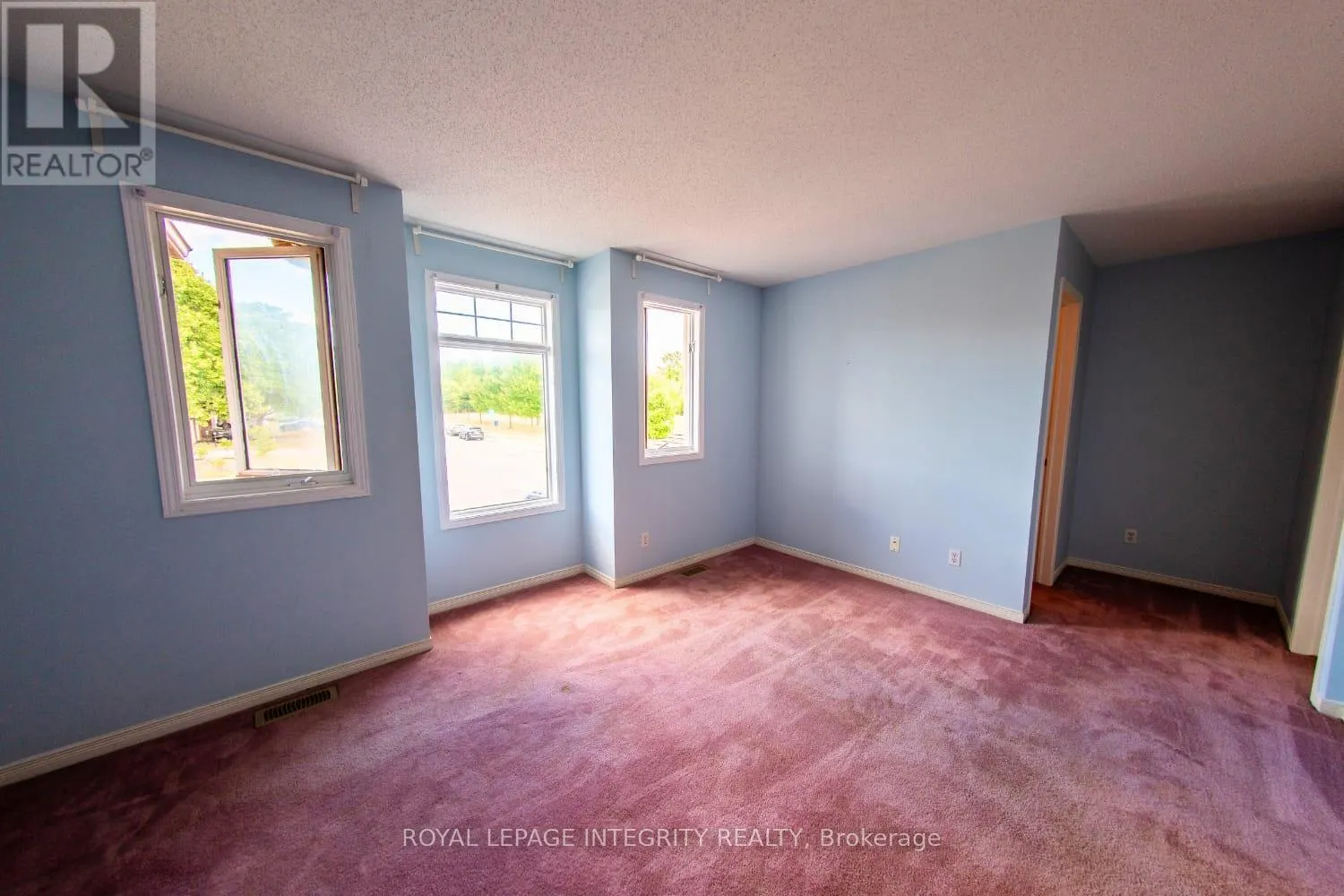 242 BEATRICE DRIVE