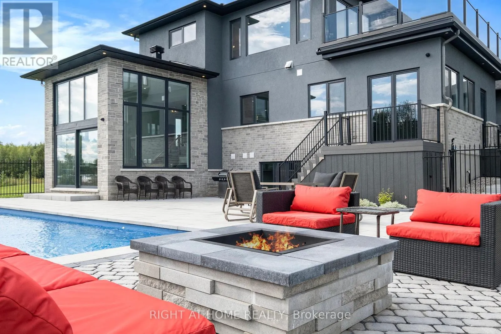 5046 GREEN LINKS WAY
