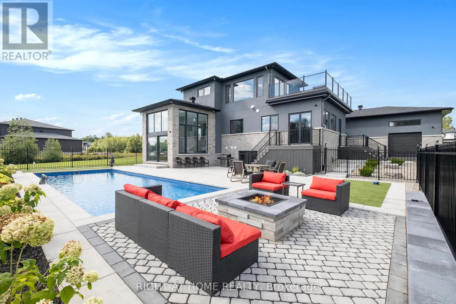 5046 GREEN LINKS WAY