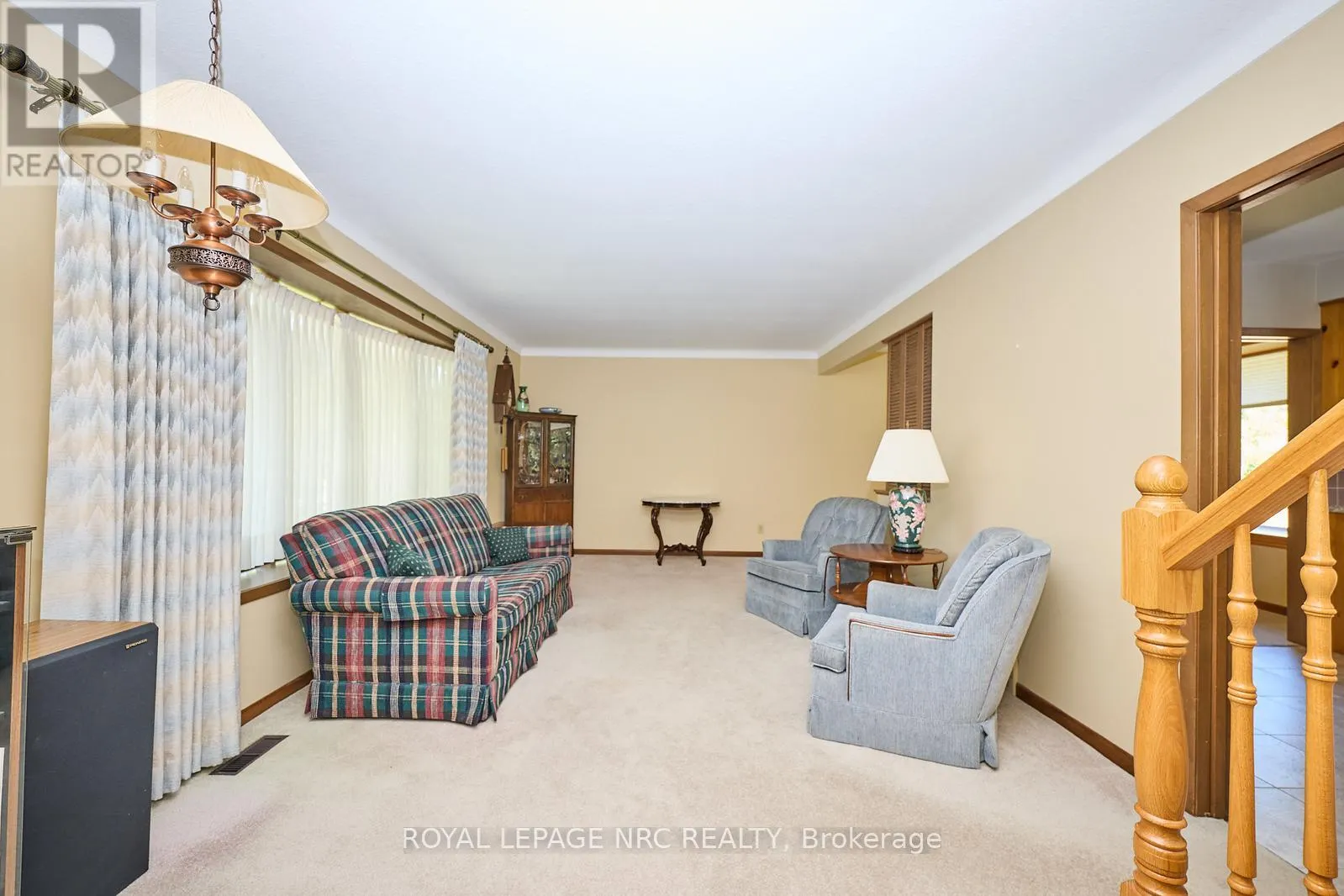 8 LA SALLE DRIVE