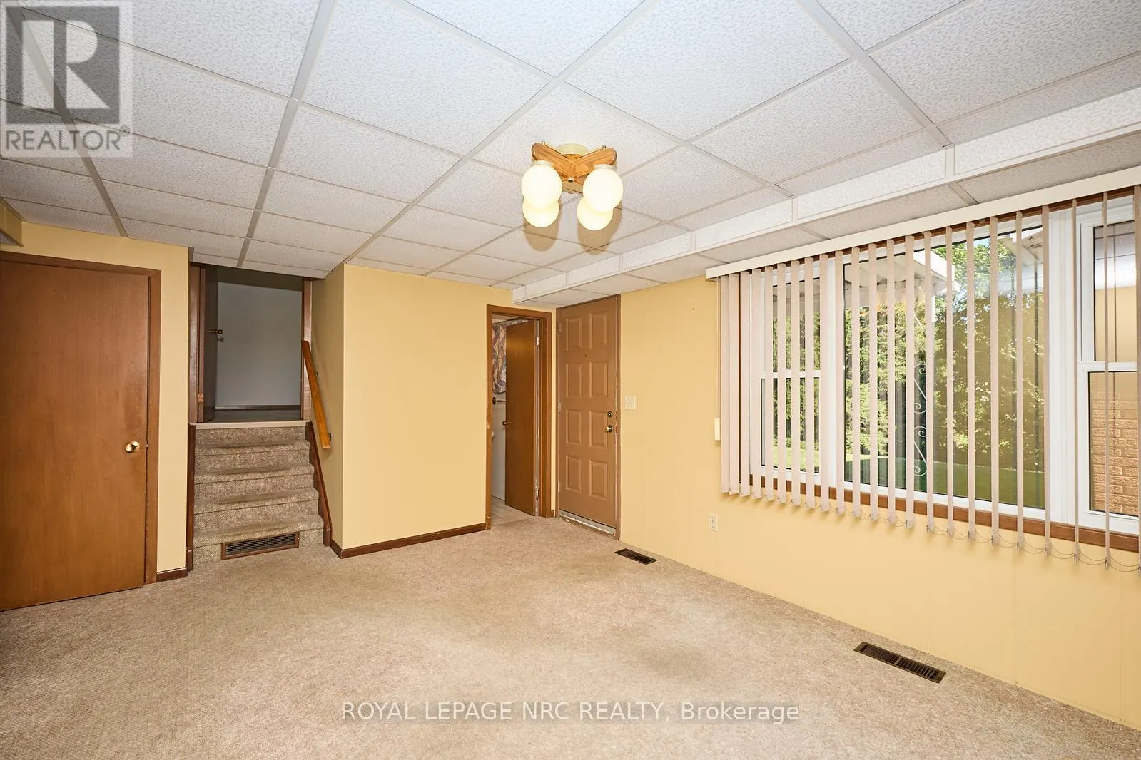 8 LA SALLE DRIVE