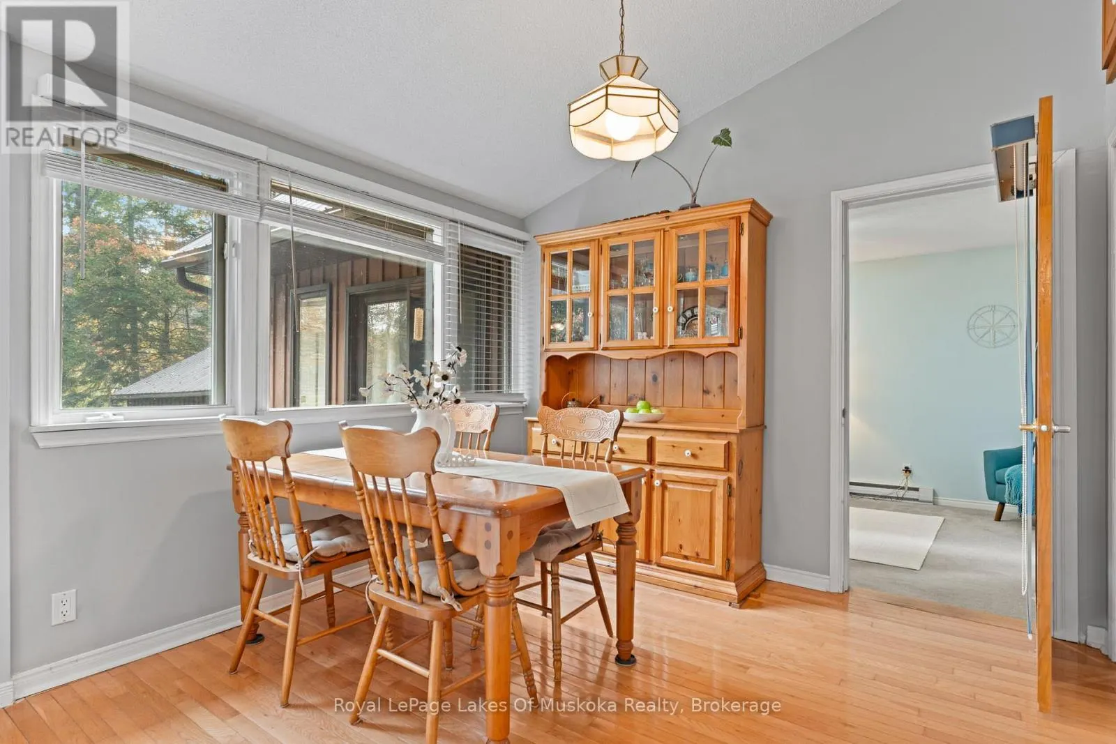 29 ASCOTT LANE