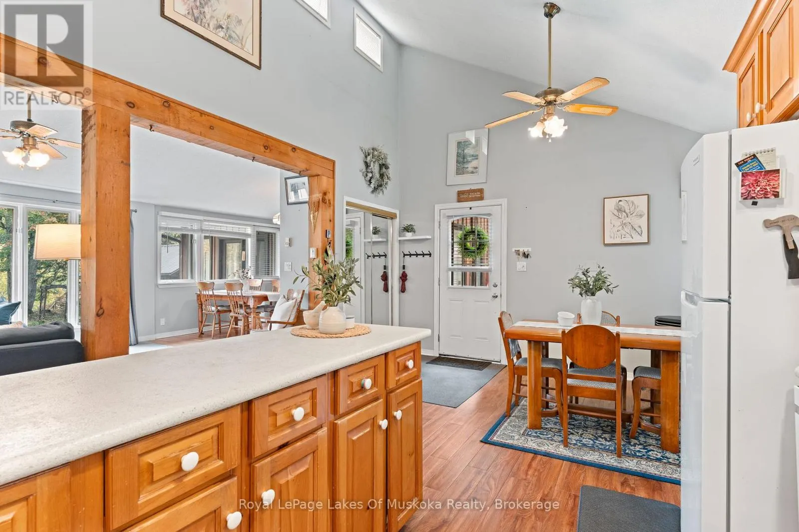 29 ASCOTT LANE