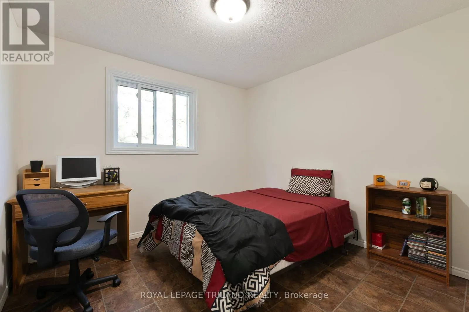 32 - 131 BONAVENTURE DRIVE, #32