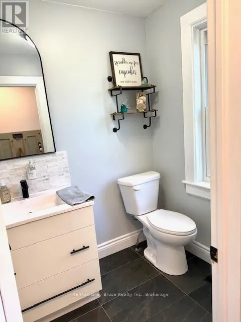 504 14TH STREET W