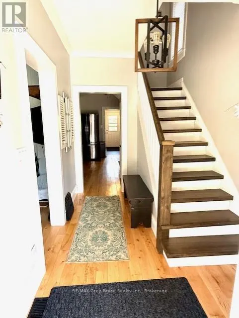 504 14TH STREET W