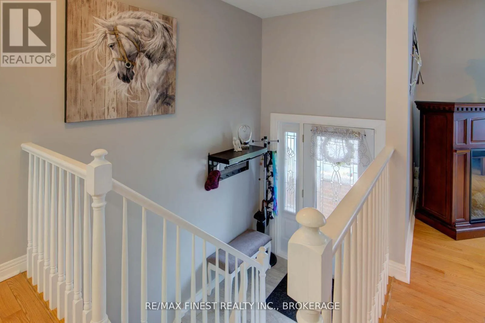 1048 BAUDER CRESCENT