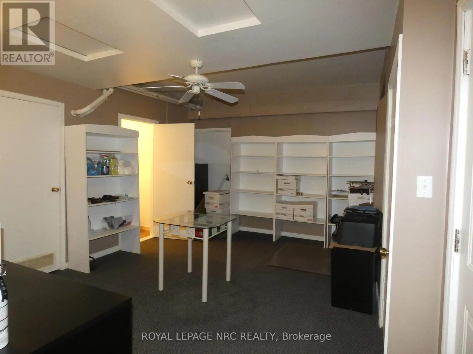 8192 CUMMINGTON SQUARE W