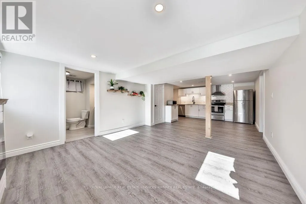 47 CASTLEFIELD DRIVE
